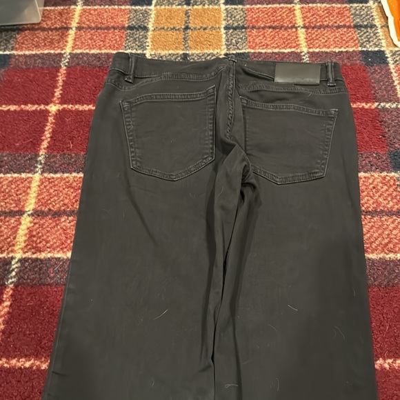 2 pairs of men’s DL 1961 jeans. Size 29x34. Worn a few times. - Picture 4 of 7